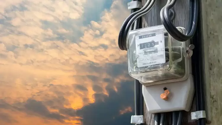 Λογαριασμοί ρεύματος: Στο πράσινο τιμολόγιο όσοι δεν δήλωσαν προτίμηση – Στα 13,63 λεπτά η κιλοβατώρα της ΔΕΗ