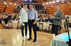 Με μεγάλη επιτυχία πραγματοποιήθηκε ο Ετήσιος Χορός και η Κοπή Πίτας της Κολυμβητικής Ένωση Κοζάνης