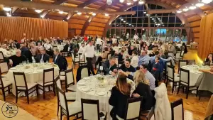 Με μεγάλη επιτυχία πραγματοποιήθηκε ο Ετήσιος Χορός και η Κοπή Πίτας της Κολυμβητικής Ένωση Κοζάνης