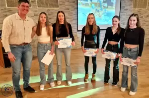 Με μεγάλη επιτυχία πραγματοποιήθηκε ο Ετήσιος Χορός και η Κοπή Πίτας της Κολυμβητικής Ένωση Κοζάνης