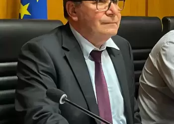 Ο νέος Πρόεδρος του Περιφερειακού Συμβουλίου Ν. Σαμαράς ζήτησε τη συνεργασία όλων για το καλό της Δυτικής Μακεδονίας Ο νέος Πρόεδρος του Περιφερειακού Συμβουλίου Ν. Σαμαράς ζήτησε τη συνεργασία όλων για το καλό της Δυτικής Μακεδονίας