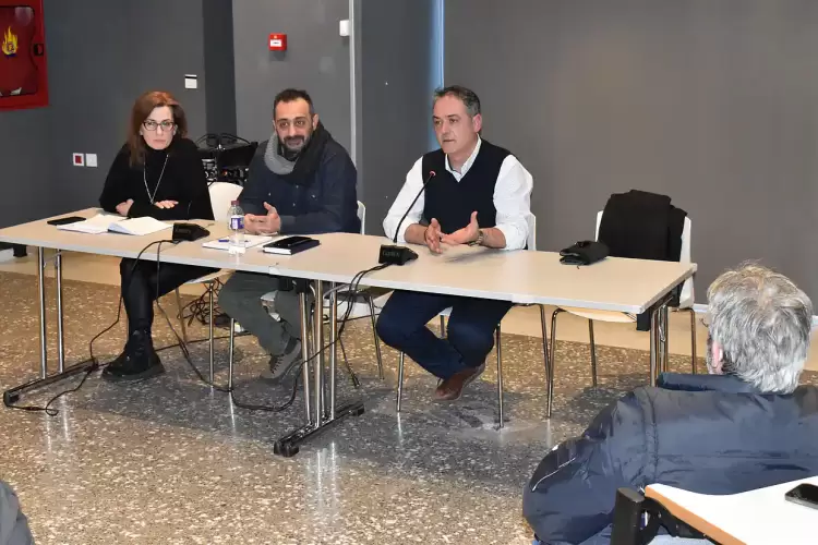 Στο επίκεντρο η Κοζανίτικη Αποκριά – Συνάντηση Δημοτικής Αρχής με Φανούς