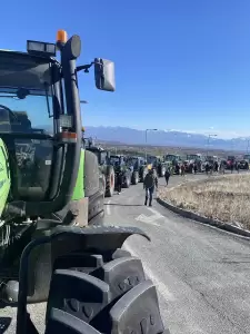 Στους δρόμους οι αγρότες τής Κοζάνης - Μηχανοκίνητη πορεία των αγροτών Κοζάνης (εικόνες & βίντεο) Στους δρόμους οι αγρότες τής Κοζάνης