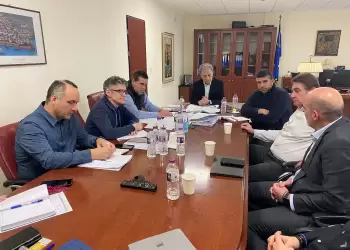 Συνάντηση εργασίας για τη Γέφυρα Σερβίων - Συζητήθηκαν τα αποτελέσματα των τακτικών μετρήσεων Συνάντηση εργασίας για τη Γέφυρα Σερβίων – Συζητήθηκαν τα αποτελέσματα των τακτικών μετρήσεων