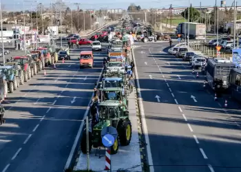 Αγρότες: Ετοιμάζονται για την κάθοδο στην Αθήνα, με… μπλόκα απαντά η ΕΛ.ΑΣ