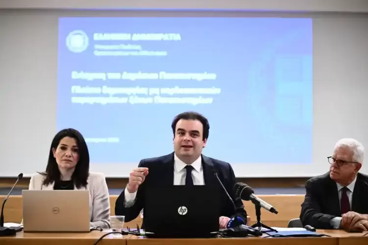 Από τον Σεπτέμβριο του ‘25 οι αιτήσεις για τα μη κρατικά ΑΕΙ – Μέσω Πανελλαδικών η εισαγωγή