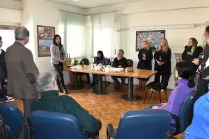 Επικοινωνία της Αντιδημάρχου Κυριακής Χατζημανώλη-Φουρκιώτη με τους εργαζόμενους των ΚΕΠ Επικοινωνία της Αντιδημάρχου Κυριακής Χατζημανώλη Φουρκιώτη με τους εργαζόμενους των ΚΕΠ