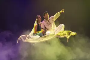 Για μια μοναδική παράσταση στο Κινηματοθέατρο Ολύμπιον στην Κοζάνη: «Αλαντίν The Show» Για μια μοναδική παράσταση στο Κινηματοθέατρο Ολύμπιον Κοζάνη: «Αλαντίν The Show»