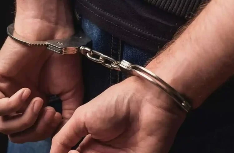 Γρεβενά: Συνελήφθη 33Χρονος Που Χτύπησε Γιατρό Γιατί Διαφώνησε Με Την Γνωμάτευση