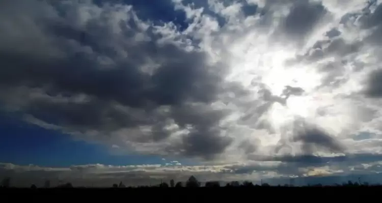 Ο Καιρός στην Κοζάνη και την Δ.Μακεδονία σήμερα, Παρασκευή 23/2: Λίγες νεφώσεις παροδικά αυξημένες