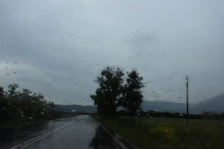 Ο Καιρός Στην Κοζάνη Και Την Δυτική Μακεδονία Σήμερα, Πέμπτη 22/2: Λίγες Νεφώσεις Με Τοπικές Βροχές