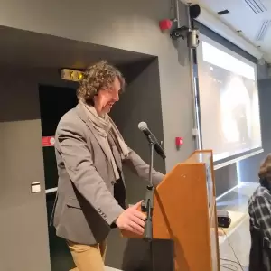 Καταφύγιο το βιβλίο… στο 2ο ΕΠΑΛ Κοζάνης με τίτλο:  “Παράθυρο Ανοιχτό” αφιερωμένη στην ημέρα Ευρωπαίων συγγραφέων