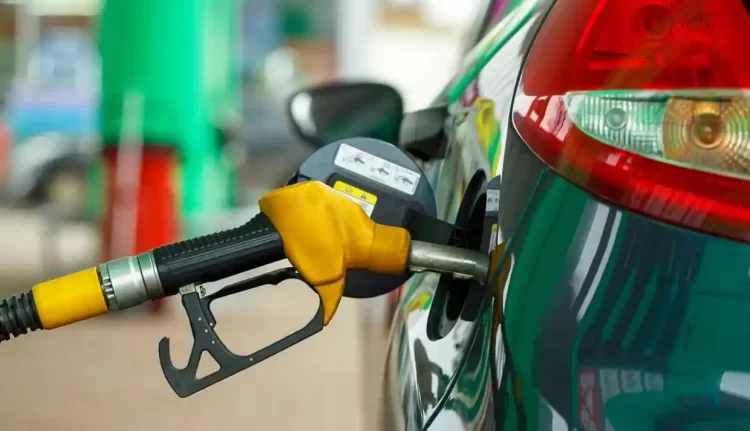 Σκαρφαλώνουν Οι Τιμές Των Καυσίμων – Ακουμπά Τα 2 Ευρώ Η Βενζίνη