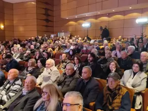 Στέφανος Κασσελάκηςστην Κοζάνη - Η περιοχή σας παρακμάζει Στέφανος Κασσελάκης στο συνέδριο της Κοζάνης – Η περιοχή σας παρακμάζει