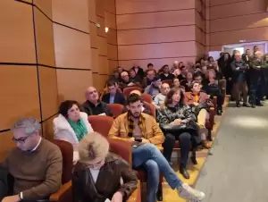 Στέφανος Κασσελάκηςστην Κοζάνη - Η περιοχή σας παρακμάζει Στέφανος Κασσελάκης στο συνέδριο της Κοζάνης – Η περιοχή σας παρακμάζει