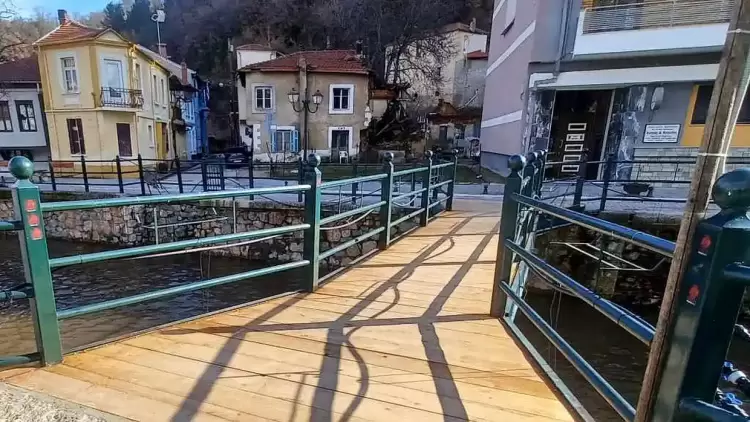 Συντήρηση πεζογεφυρών στην πόλη της Φλώρινας