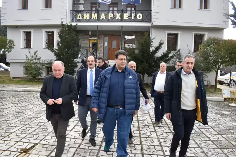 Ο Θεόδωρος Λιβάνιος εξέφρασε την ικανοποίηση του για την πρόοδο του έργου της διασυνοριακής διάβασης στο Λαιμό Πρεσπών Ο Θεόδωρος Λιβάνιος εξέφρασε την ικανοποίηση του για την πρόοδο του έργου της διασυνοριακής διάβασης στο Λαιμό Πρεσπών