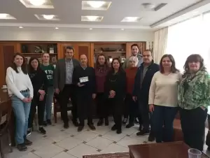 Τιμητική Πλακέτα σε 2 Διευθυντές της Περιφερειακής Ενότητας Καστοριάς που Συνταξιοδοτήθηκαν.