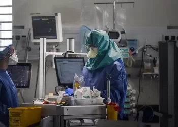 Τιμοκατάλογος Στα Απογευματινά Χειρουργεία – Έως 2.000 Ευρώ Για Το Νόμιμο «Φακελάκι»