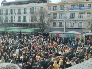 To τρανύτερο κιχί στην κεντρική πλατεία Κοζάνης (εικόνες)