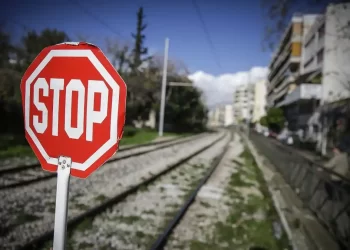 Αφύλακτες Διαβάσεις Τρένων – Οι Μπάρες Δεν Θα Κατέβουν Γιατί Δεν Υπάρχουν Ανταλλακτικά