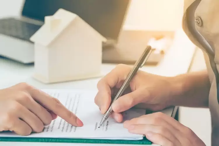 «Ανάσα» για τους δανειολήπτες στεγαστικών - Δωδεκάμηνη παράταση του πλαφόν «Ανάσα» για τους δανειολήπτες στεγαστικών – Δωδεκάμηνη παράταση του πλαφόν