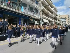 Είχαν τη χάρη και το καμάρι στην παρέλαση στην Κοζάνη (εικόνες & βίντεο) Είχαν τη χάρη και το καμάρι στην παρέλαση στην Κοζάνη (εικόνες & βίντεο)