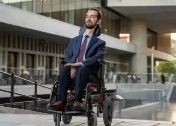 Στέλιος Κυμπουρόπουλος: Επίσκεψη σε Κοζάνη και Καστοριά Επίσκεψη του Ευρωβουλευτή Στέλιου Κυμπουρόπουλου σε Κοζάνη και Καστοριά