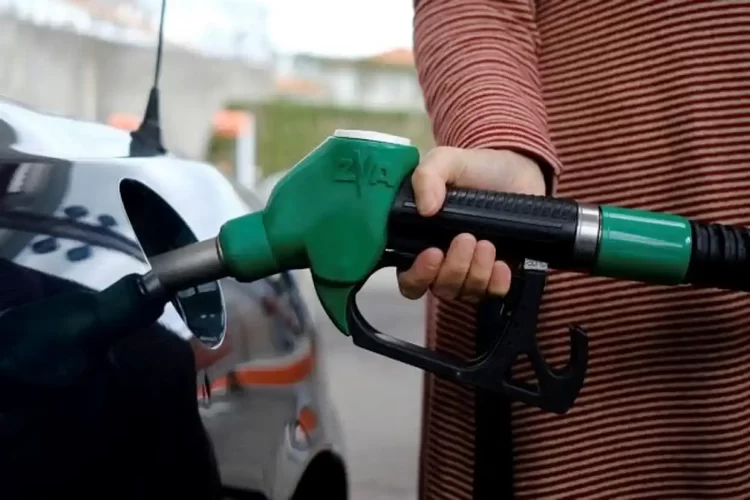 Καίνε Οι Τιμές Της Βενζίνης – Αύξηση Πάνω Από  12%