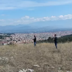 Κούλουμα σε “Καρμιρζήδες” και ΣΕΟ – Τα καζάνια στο φουλ…