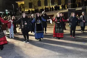 Κοζανίτικη αποκριά: Το ξέφρενο γλέντι συνεχίζεται…