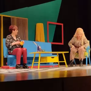 Μας περιμένει… Μια ανατρεπτική σάτιρα του Μιχάλη Πιτένη«Περπιρόπουλος, ο Μέγας»