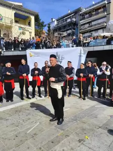 Παιδική αποκριά χορός και τραγούδι…
