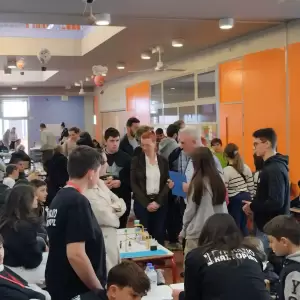 Τα μάτια των παιδιών είδαν τον κόσμο της εκπαιδευτικής ρομποτικής Τα μάτια των παιδιών είδαν τον κόσμο της εκπαιδευτικής ρομποτικής