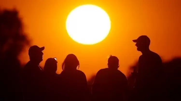 Το Ελ Νίνιο θα συμβάλει σε θερμοκρασίες υψηλότερες από το κανονικό από το Μάρτιο μέχρι τον Μάιο 