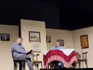 «Του χούι, ξιχούι δε γένιτι» – Πρεμιέρα με πολύ κόσμο για την αποκριάτικη θεατρική παράσταση των “Κασμιρτζήδων”