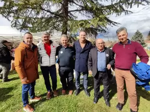 Τσικνοπέμπτη στο Πάρκο των Μανιταριών – Τς Απουκράς Μαν΄τάρα (εικόνες & βίντεο)