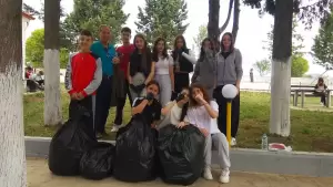 To Γυμνάσιο Κρόκου ανέλαβε δράση... To Γυμνάσιο Κρόκου ανέλαβε δράση…