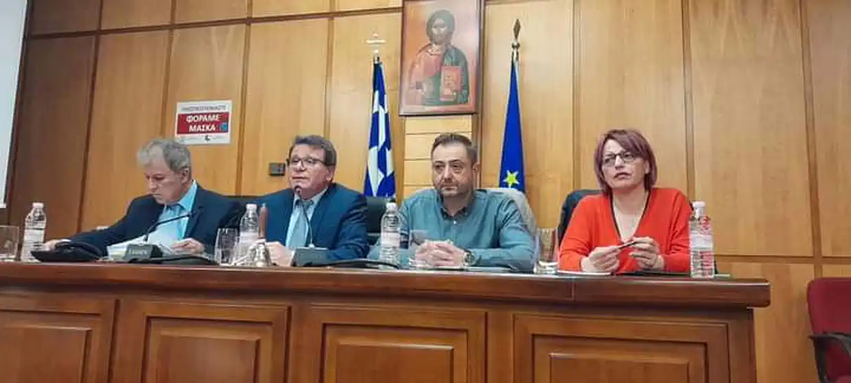 Δημοτικό συμβούλιο Κοζάνης - Γιάννης Κοκκαλιάρης: "Στόχος μας η αναβάθμιση του νοσοκομείου” Δημοτικό συμβούλιο Κοζάνης – Γιάννης Κοκκαλιάρης: “Στόχος μας η αναβάθμιση του νοσοκομείου”