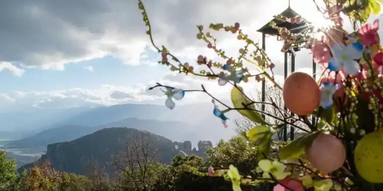 Καιρός – Πάσχα: Μεγάλη Εβδομάδα με ανέμους, ζέστη και βροχές