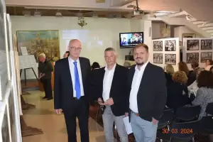 Κοζάνη: Εγκαίνια της έκθεσης φωτογραφίας του Άρη Παύλου με θέμα: «Το έθιμο της Ανδρομάνας στη Δεσκάτη» Κοζάνη: Εγκαίνια της έκθεσης φωτογραφίας του Άρη Παύλου με θέμα: «Το έθιμο της Ανδρομάνας στη Δεσκάτη»