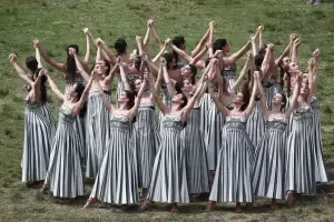 Η Ολυμπιακή Φλόγα ξεκίνησε το μαγικό της ταξίδι για το Παρίσι Η Ολυμπιακή Φλόγα ξεκίνησε το μαγικό της ταξίδι για το Παρίσι