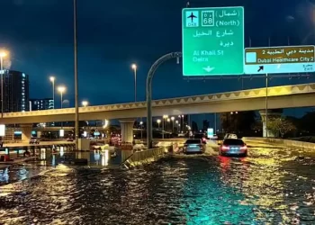 Πλημμύρες Στο Ντουμπάι: Σε Μια Μέρα Έπεσε Η Βροχή Ενός Έτους