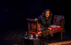 «ΡΟΖΑ ΕΣΚΕΝΑΖΥ» – Η Βασίλισσα του Ρεμπέτικου στην Κοζάνη