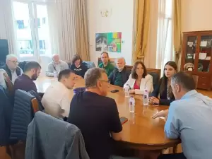 Στην Κοζάνη υποψήφιοι Ευρωβουλευτές του ΣΥΡΙΖΑ Στην Κοζάνη υποψήφιοι Ευρωβουλευτές του ΣΥΡΙΖΑ