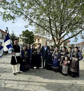 Aναβίωσε στη Γαλατινή Βοϊου, το έθιμο «Χορός της Ρόκας» Aναβίωσε στη Γαλατινή Βοϊου, το έθιμο «Χορός της Ρόκας»