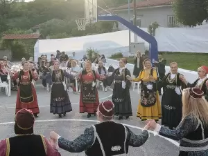 To “Θάρρος” στη Μηλιά Κοζάνης, στο “δίπλωμα” του χορού…