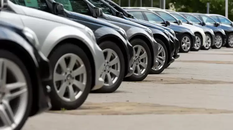 Χαράτσι στα παλιά αυτοκίνητα και νέα Τέλη Κυκλοφορίας