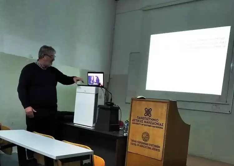 Διαδικτυακή συμβουλευτική ενημέρωση σε προβατοτρόφους της Λήμνου Διαδικτυακή συμβουλευτική ενημέρωση σε προβατοτρόφους της Λήμνου