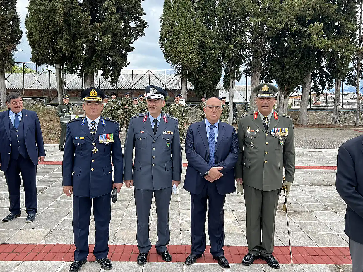 Εορτασμός στο στρατόπεδο «Μακεδονομάχων» στην Κοζάνη Εορτασμός στο στρατόπεδο «Μακεδονομάχων» στην Κοζάνη